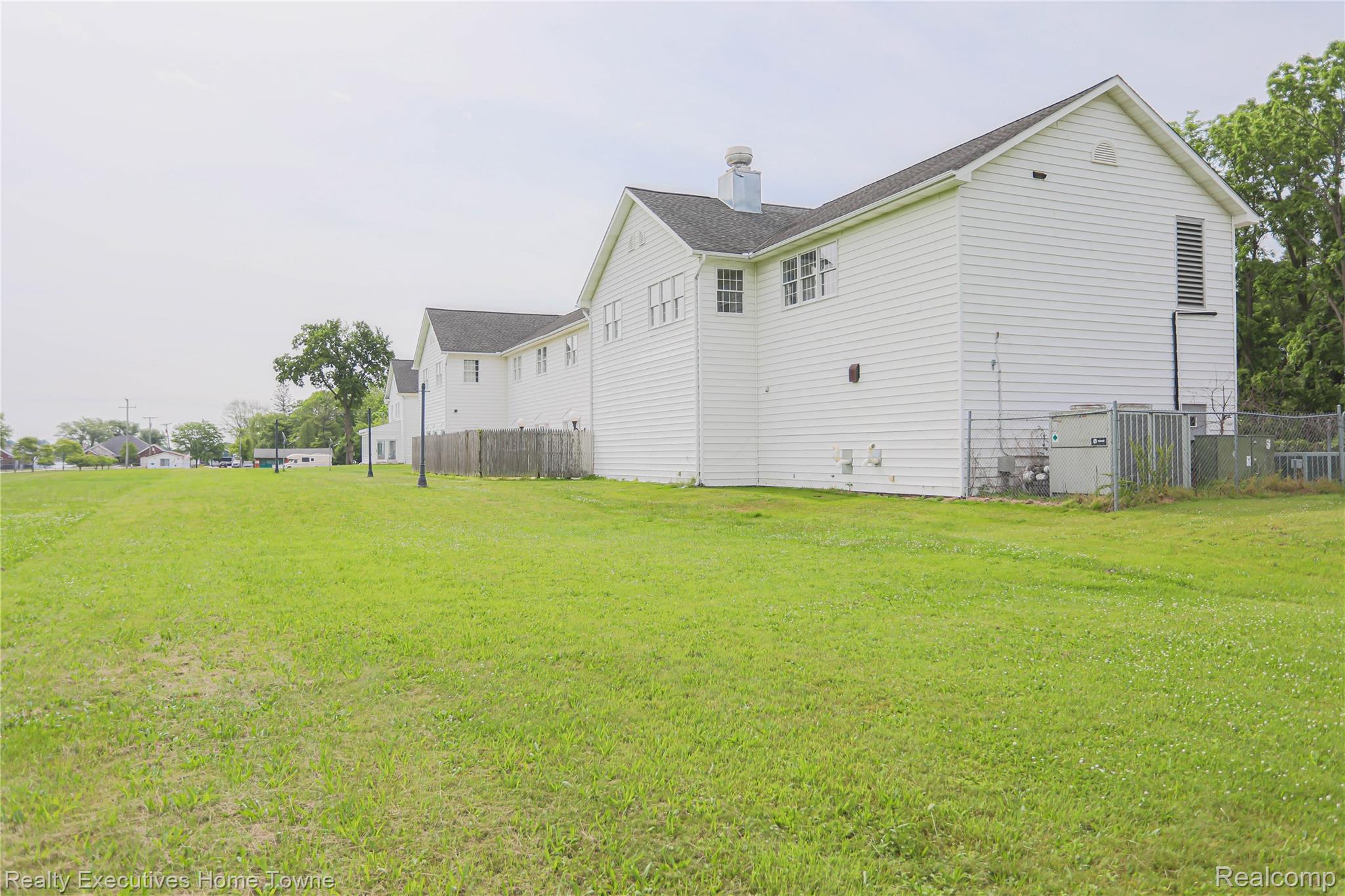 9334 River Road Algonac City MI 48001