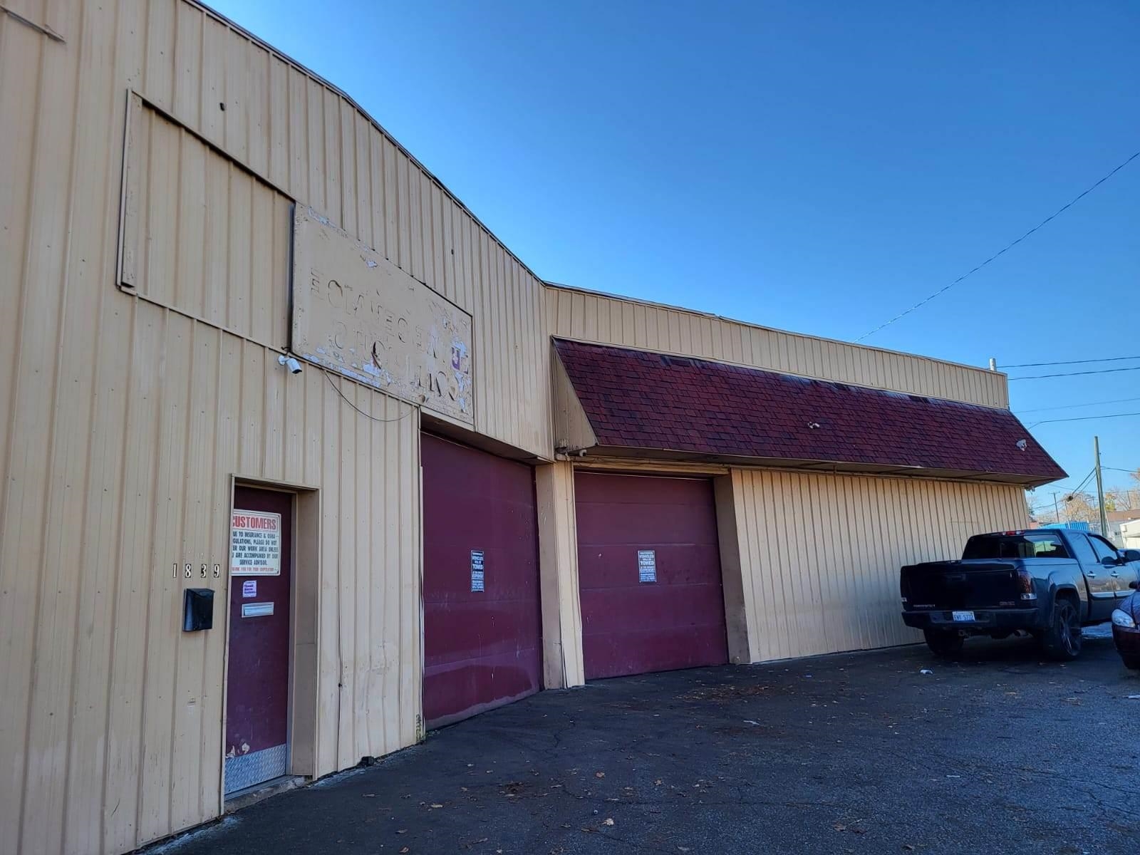 1839 W Court Street Flint City MI 48503
