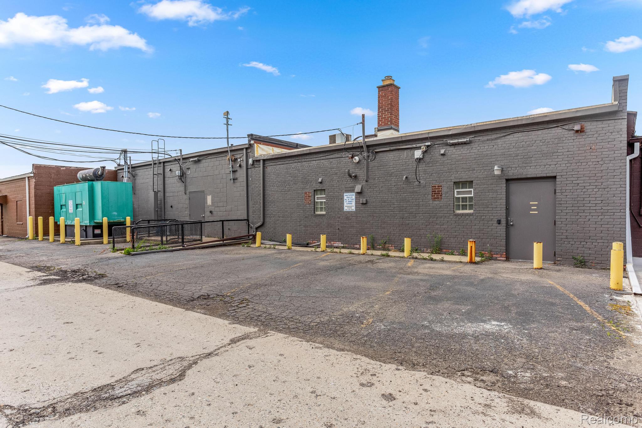 22015 Outer Drive Dearborn City MI 48124