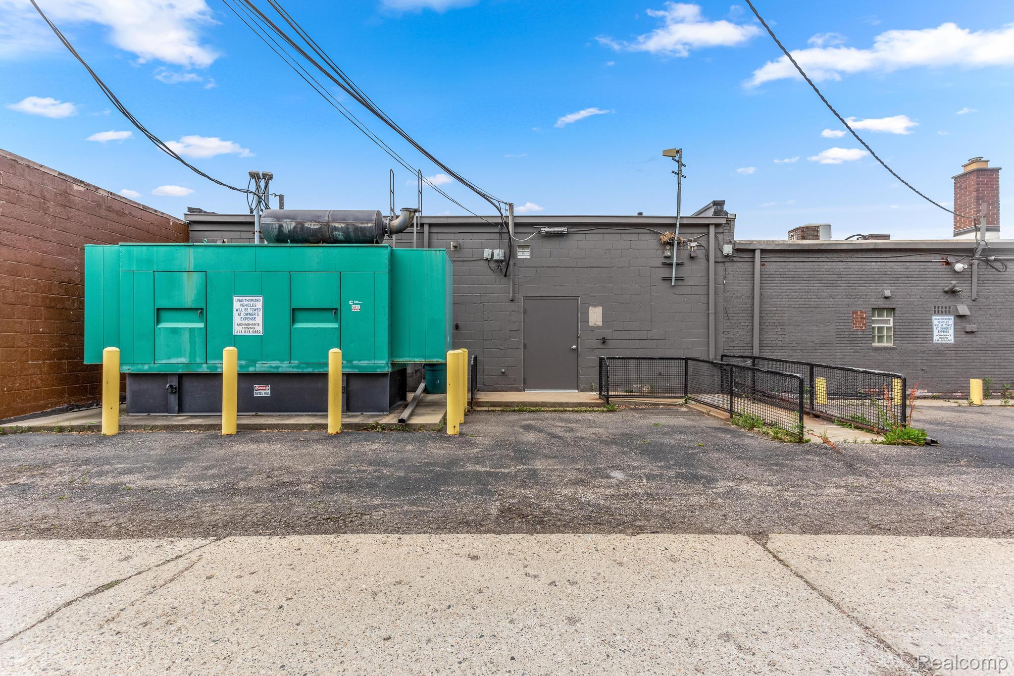 22015 Outer Drive Dearborn City MI 48124