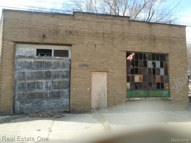 13498 Healy Detroit City MI 48212
