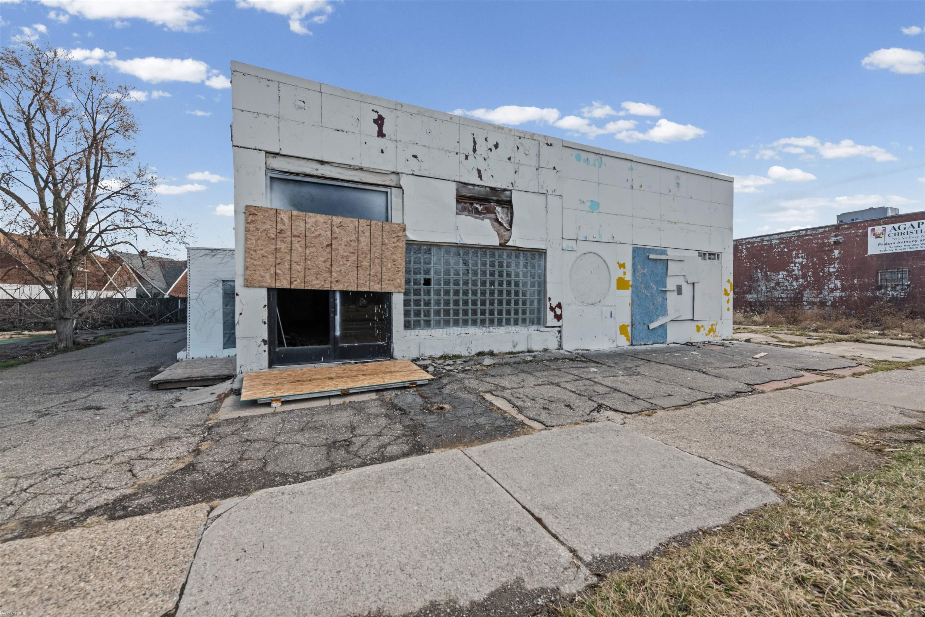 11310 - 11258 Hayes Street Detroit City MI 48213