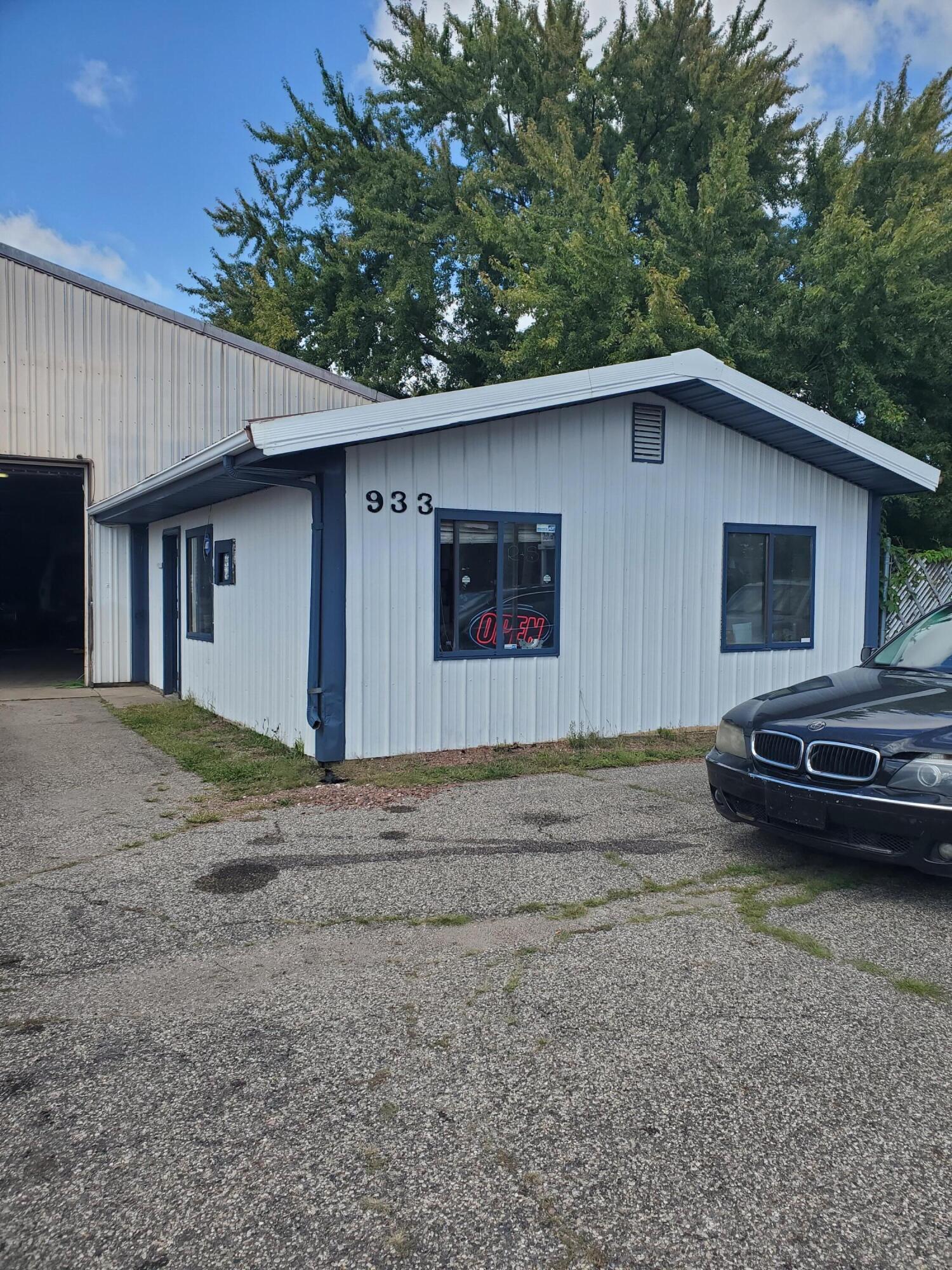 934 Second Street Kalamazoo City MI 49001