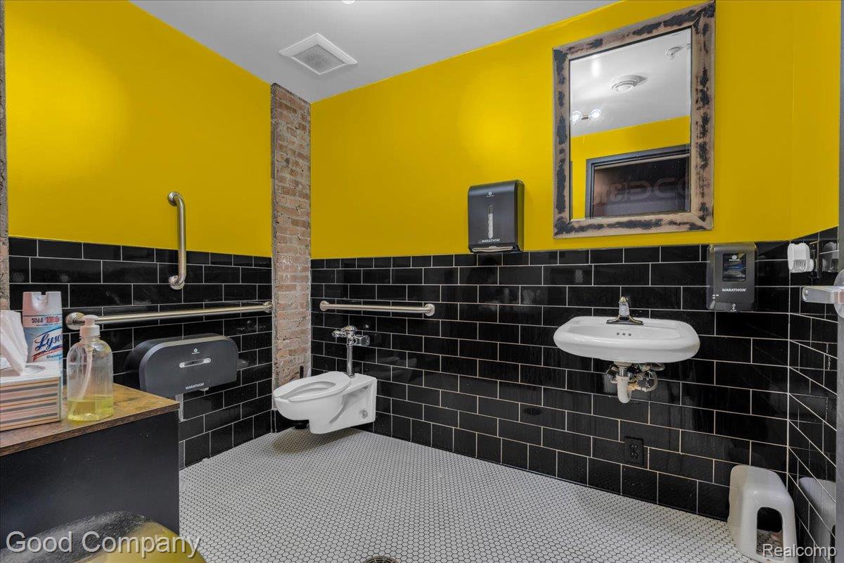 2987 Franklin Street Detroit City MI 48207