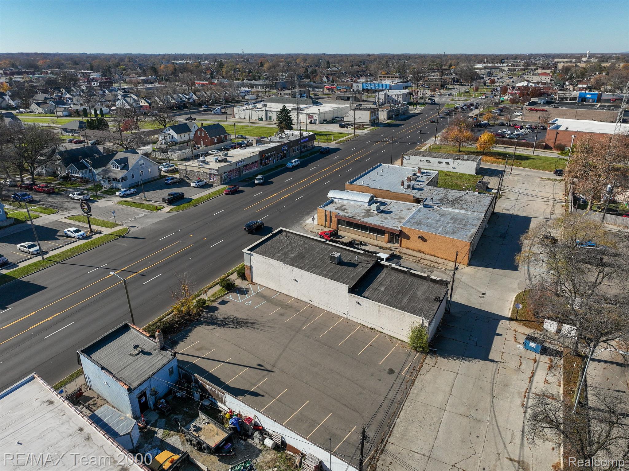 1088 Southfield Road Lincoln Park City MI 48146