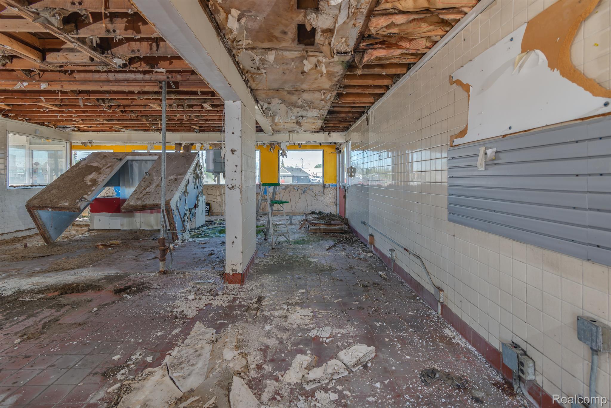 33060 Groesbeck Highway Fraser City MI 48026