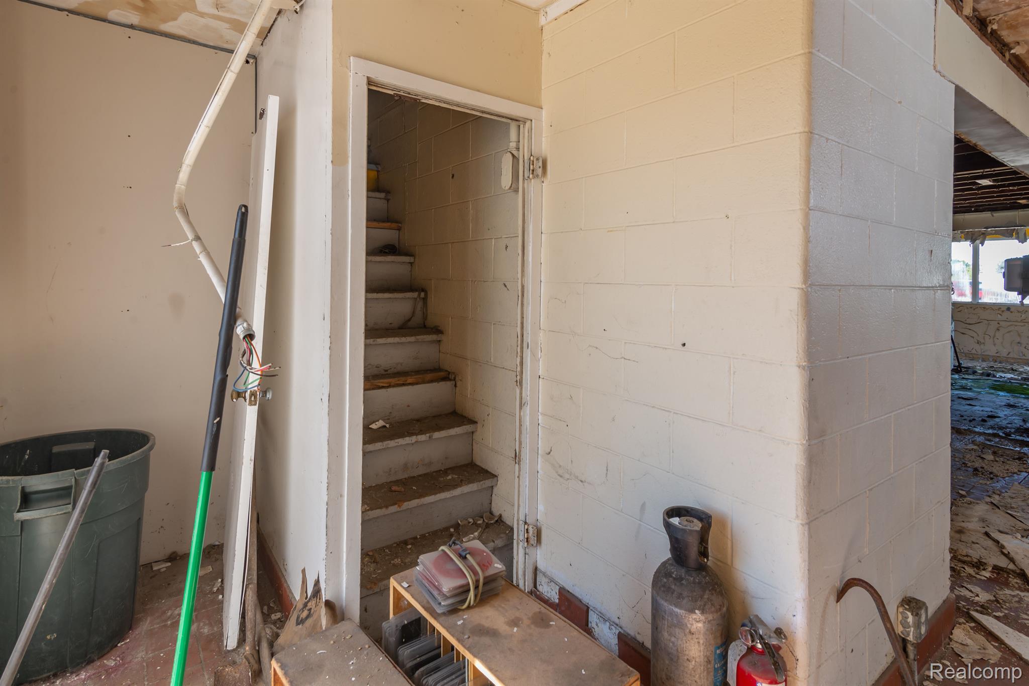 33060 Groesbeck Highway Fraser City MI 48026
