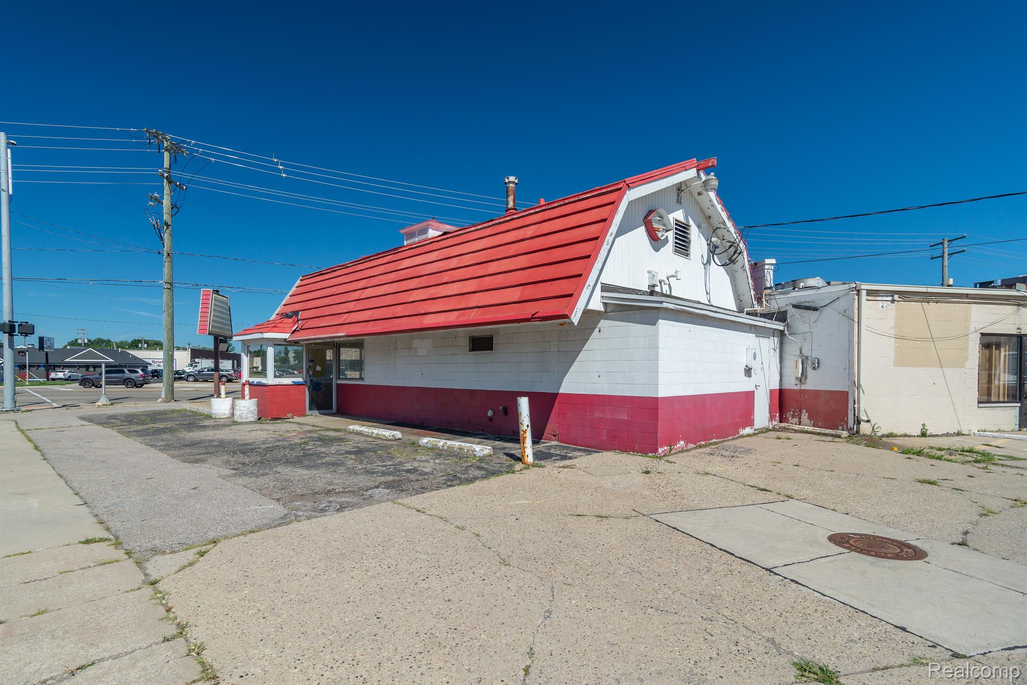 33060 Groesbeck Highway Fraser City MI 48026