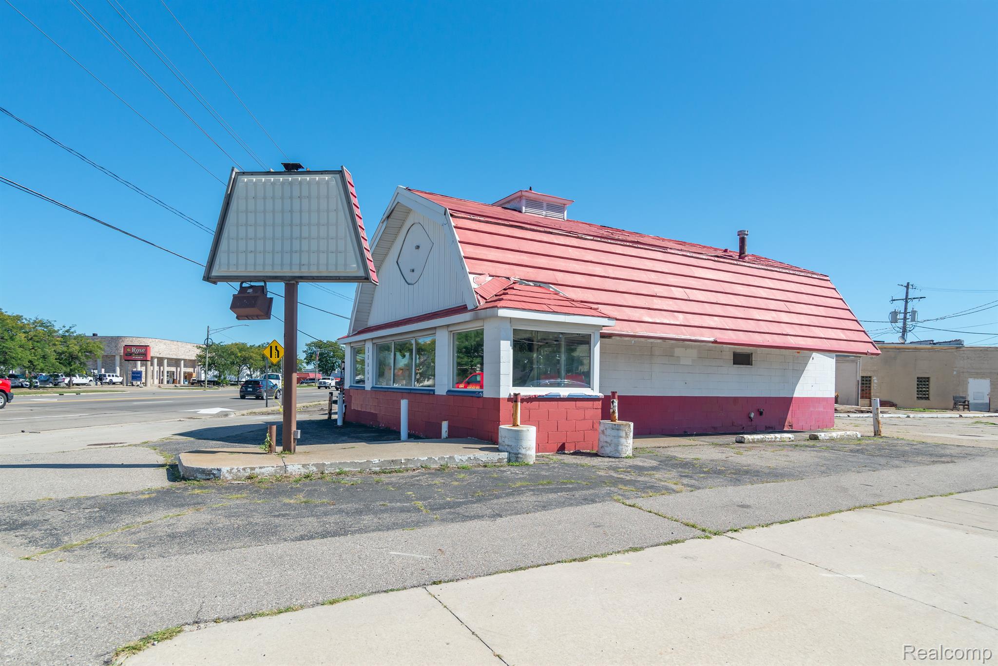 33060 Groesbeck Highway Fraser City MI 48026