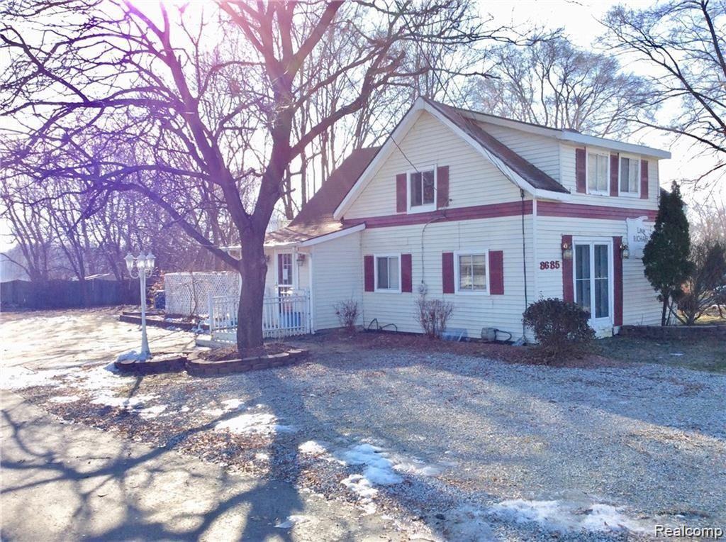 8685 Highland Road White Lake Charter Township MI 48386
