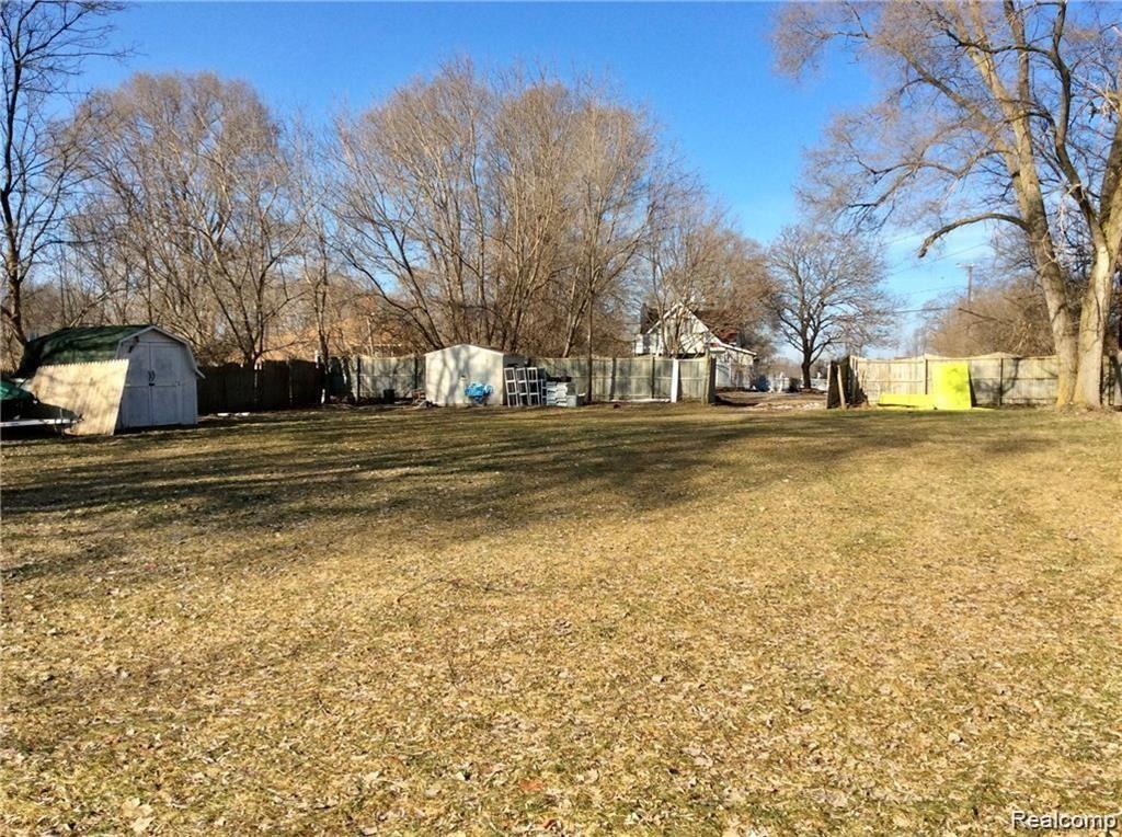 8685 Highland Road White Lake Charter Township MI 48386
