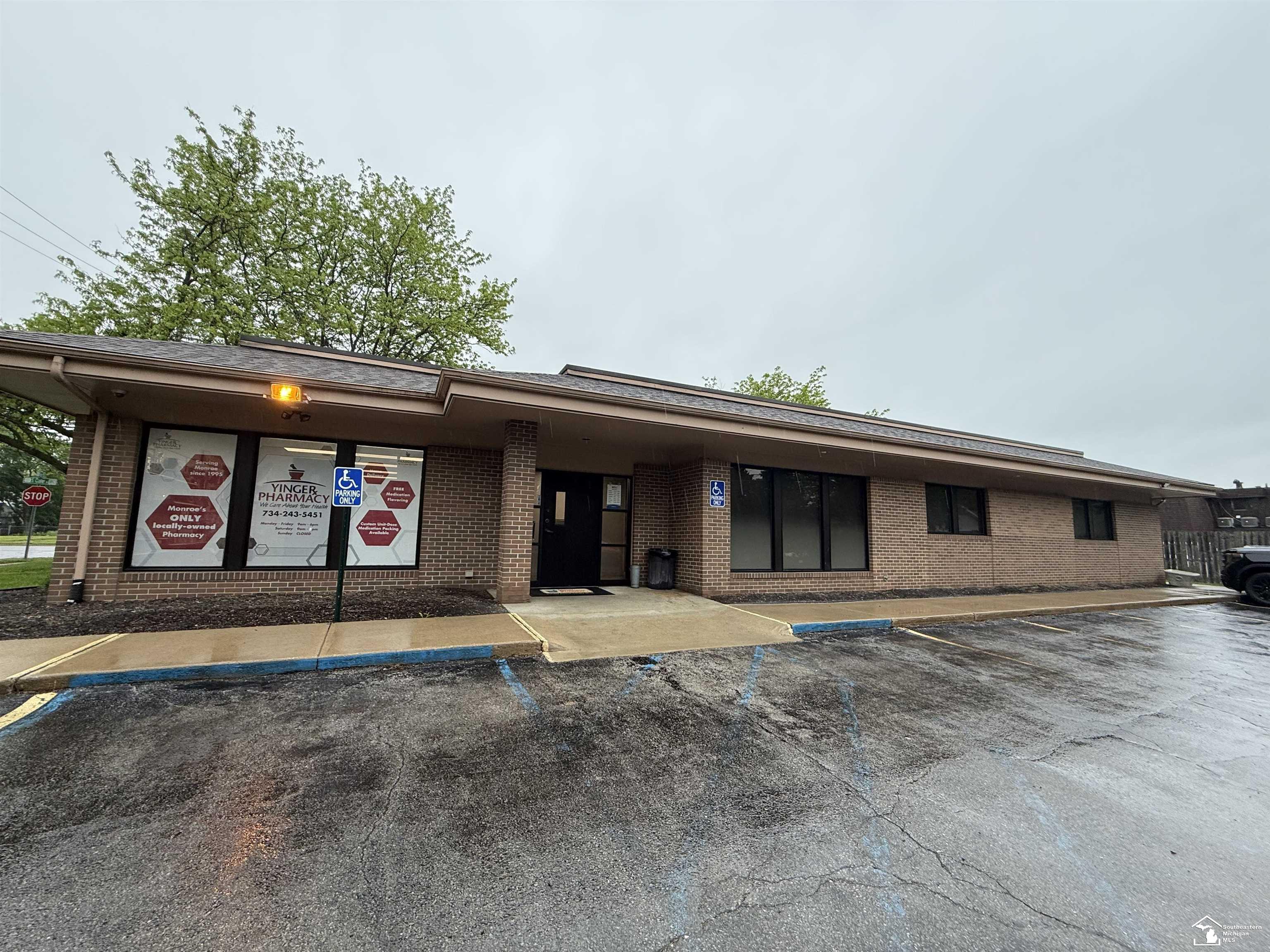 1704 S Custer Road Monroe City MI 48161