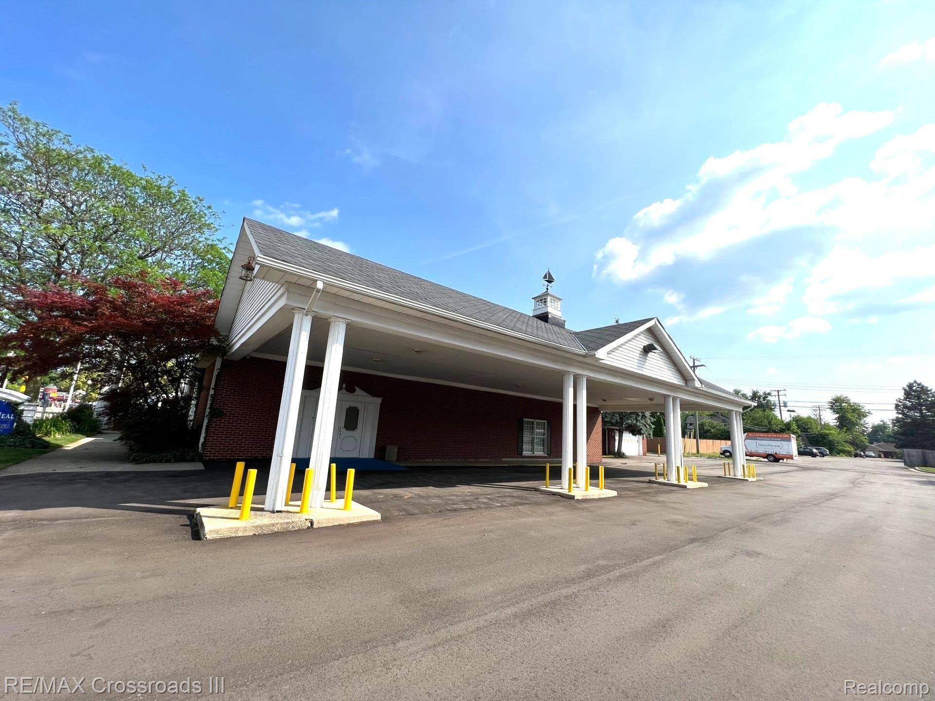 209 Main Street Belleville City MI 48111