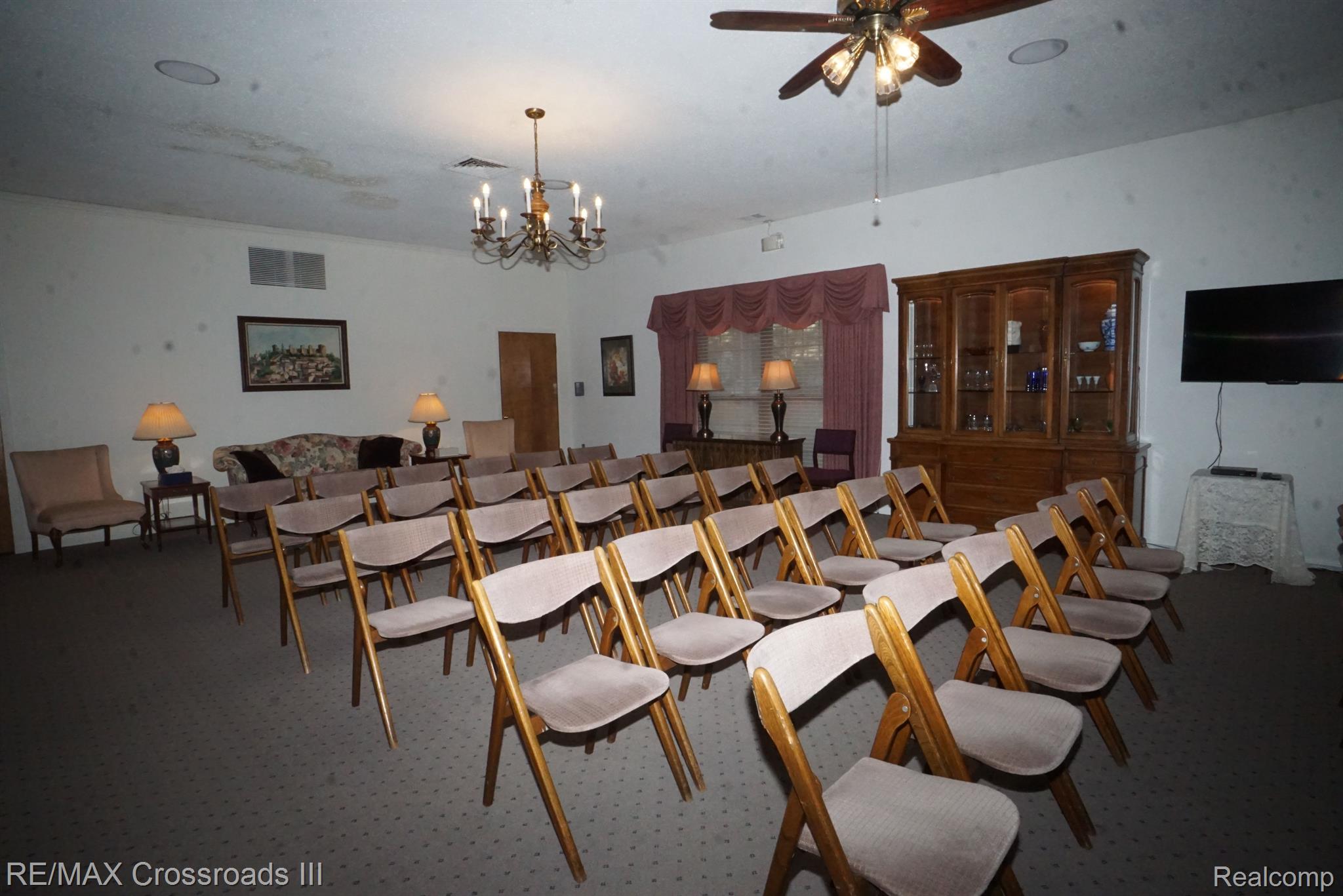 209 Main Street Belleville City MI 48111