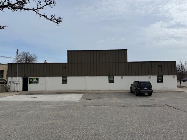217 N State Alma City MI 48801