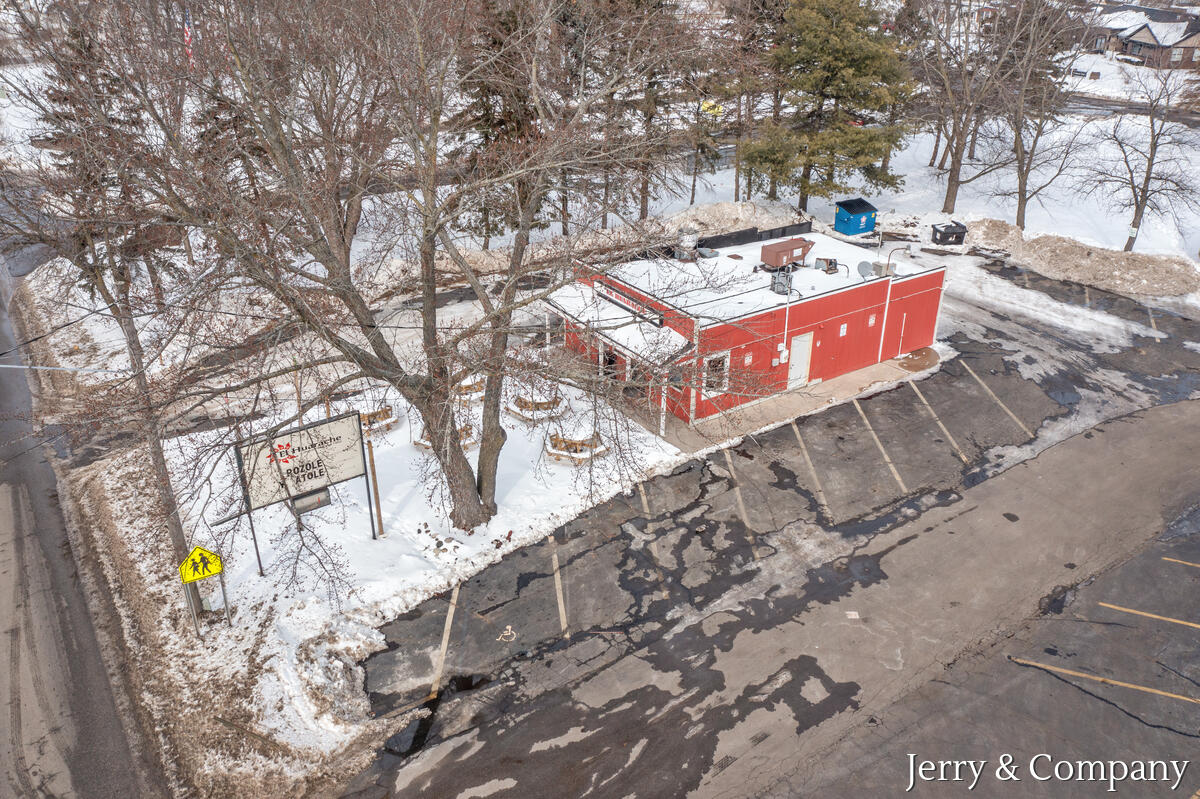 517 Butternut Drive Holland Charter Township MI 49424