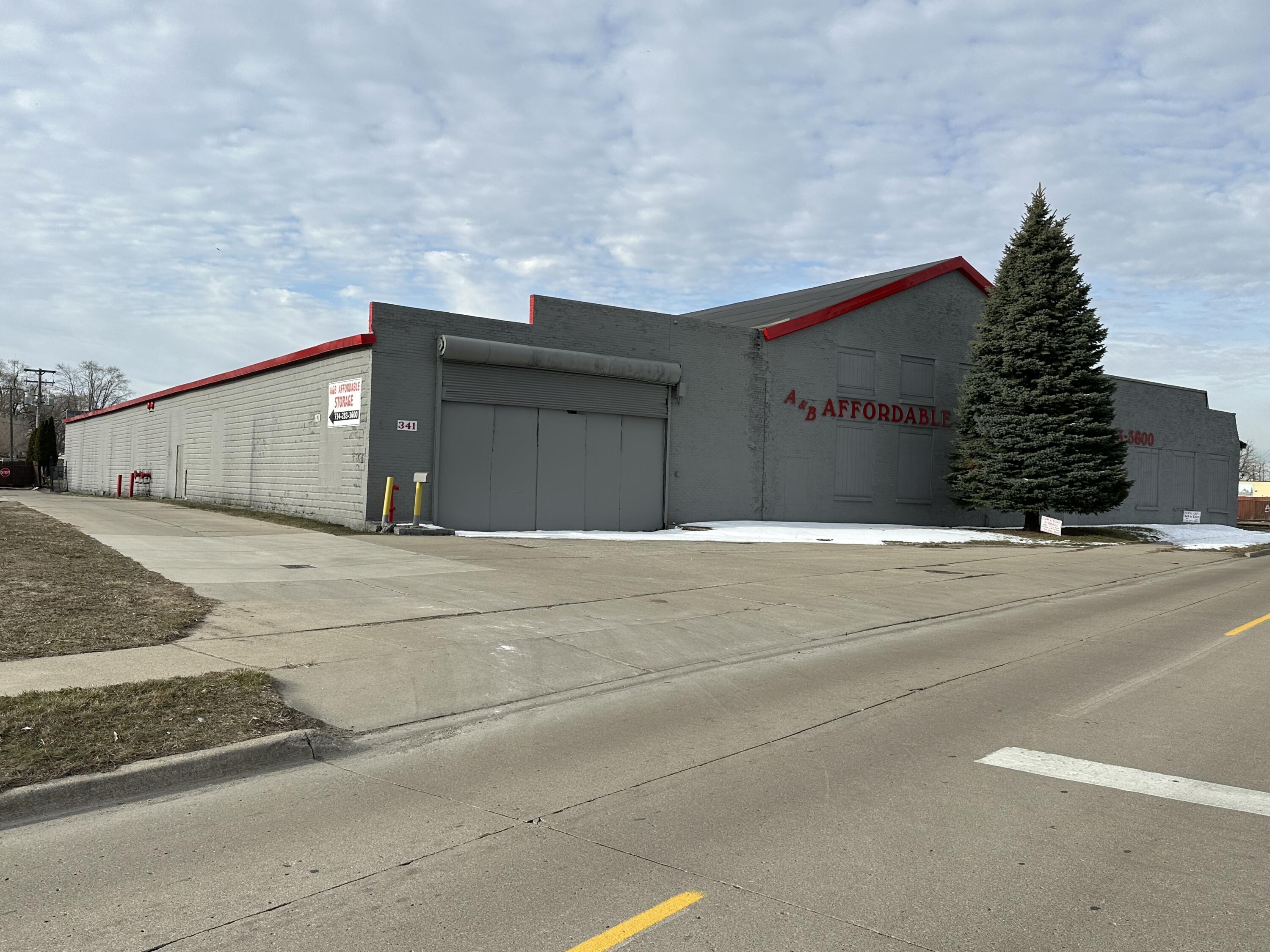 341 Goddard Road Wyandotte City MI 48192