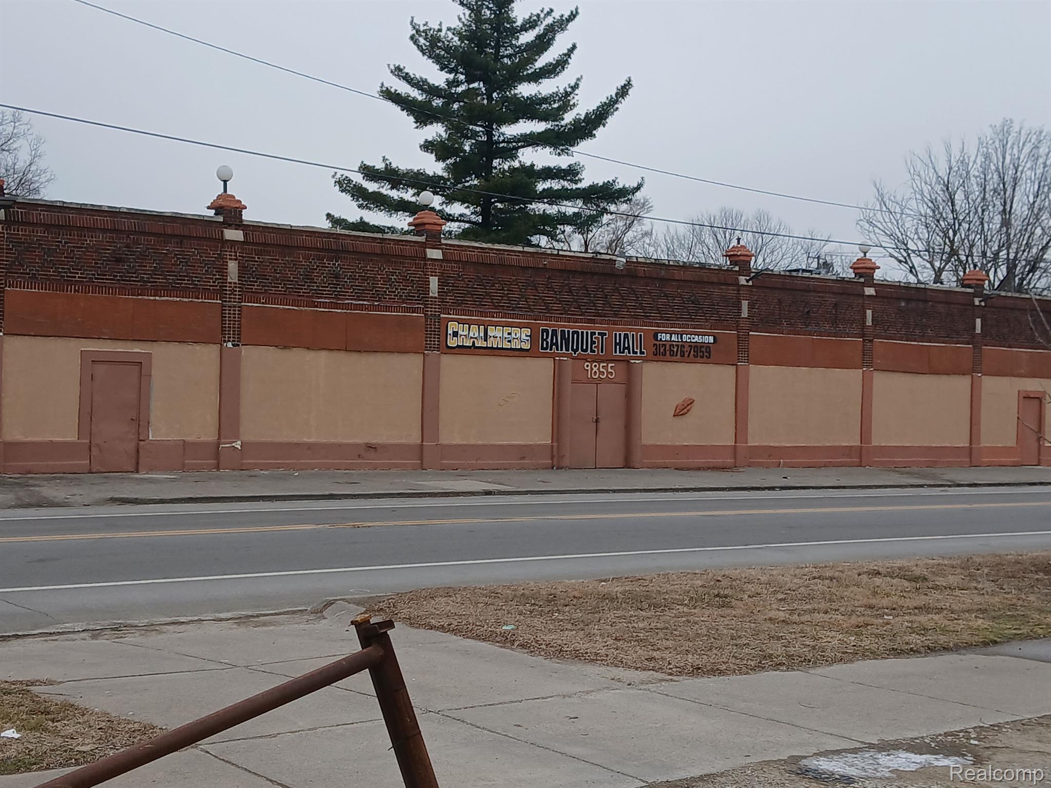 9851 Chalmers Street Detroit City MI 48213