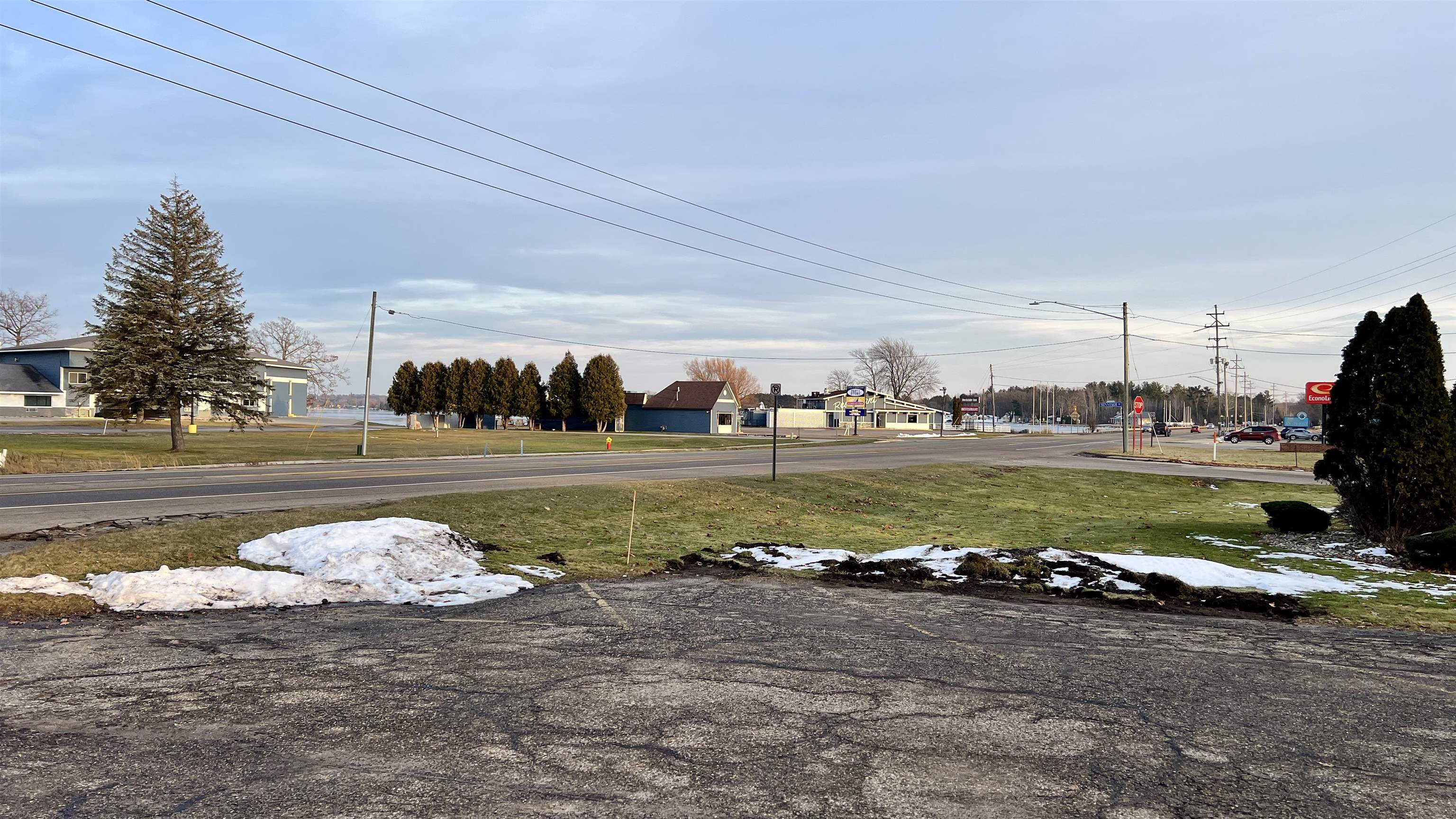 2604 Sunnyside Drive Clam Lake Township MI 49601