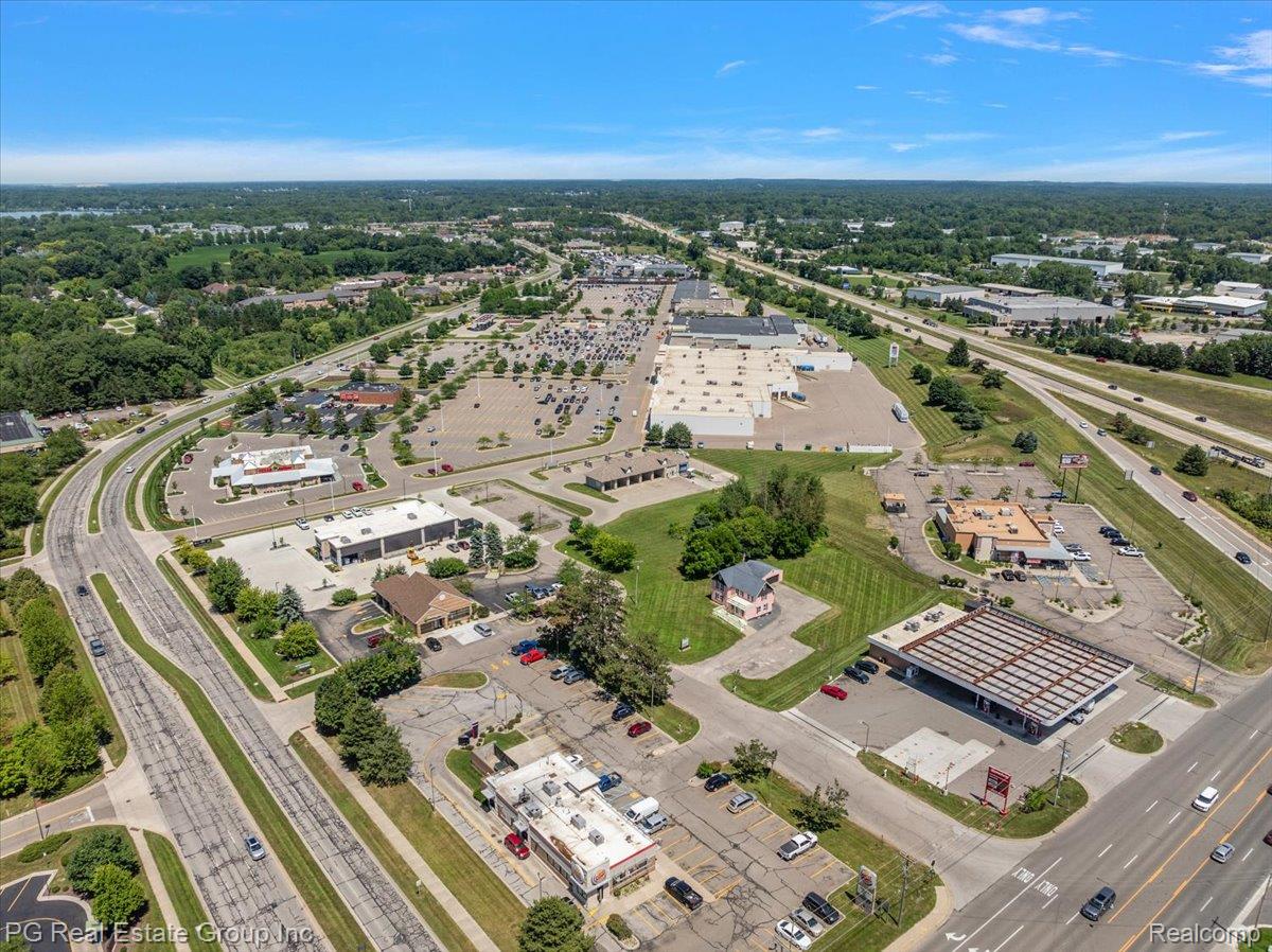 16237 Jennings Road Fenton City MI 48430