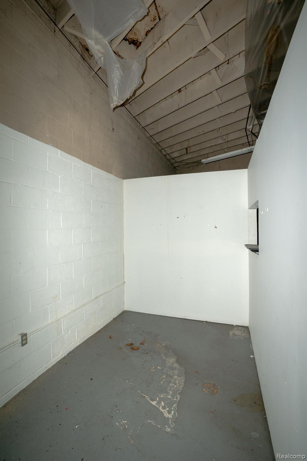 14049 Gratiot Avenue Detroit City MI 48205