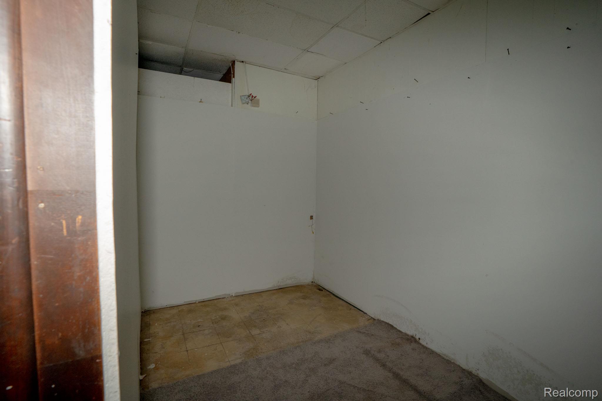 14049 Gratiot Avenue Detroit City MI 48205