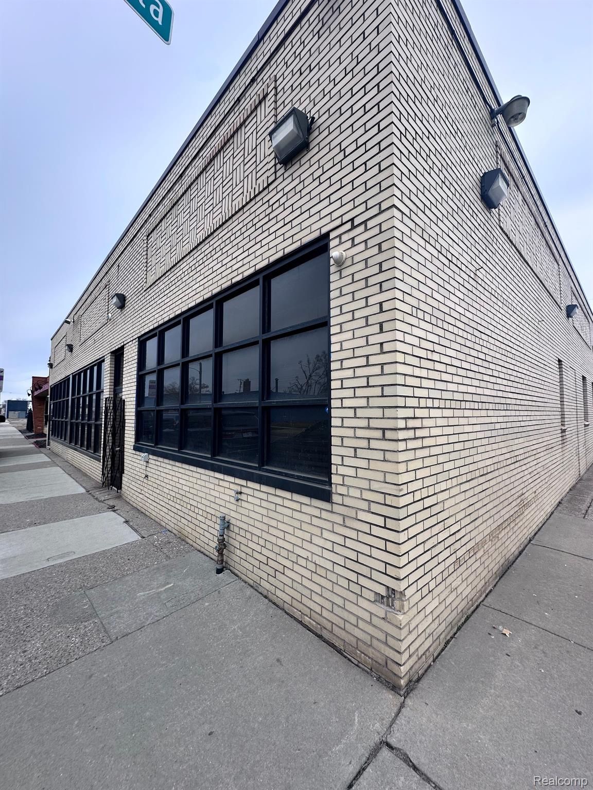 18600 Wyoming Street Detroit City MI 48221
