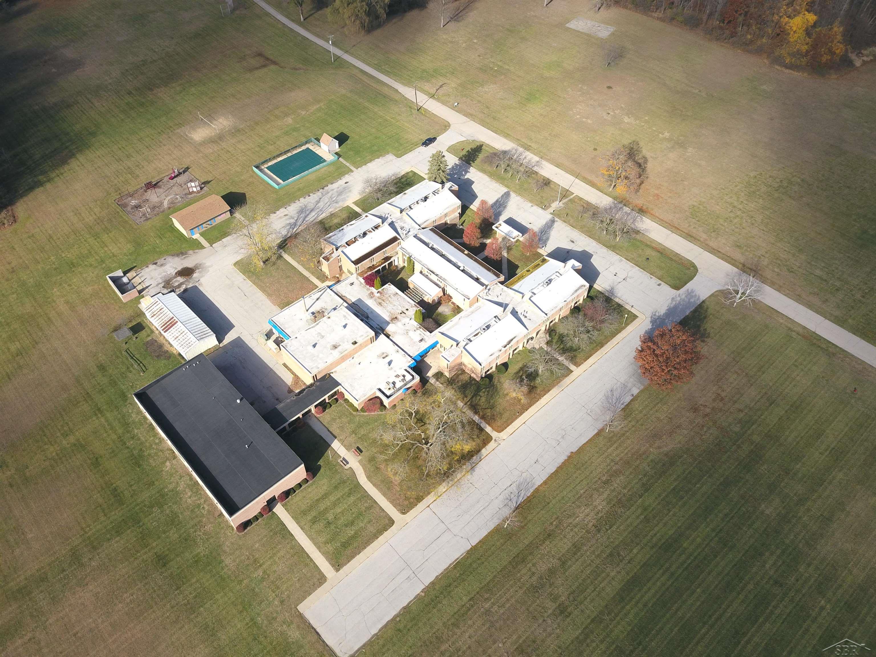 925 N River Drive Thomas Township MI 48609