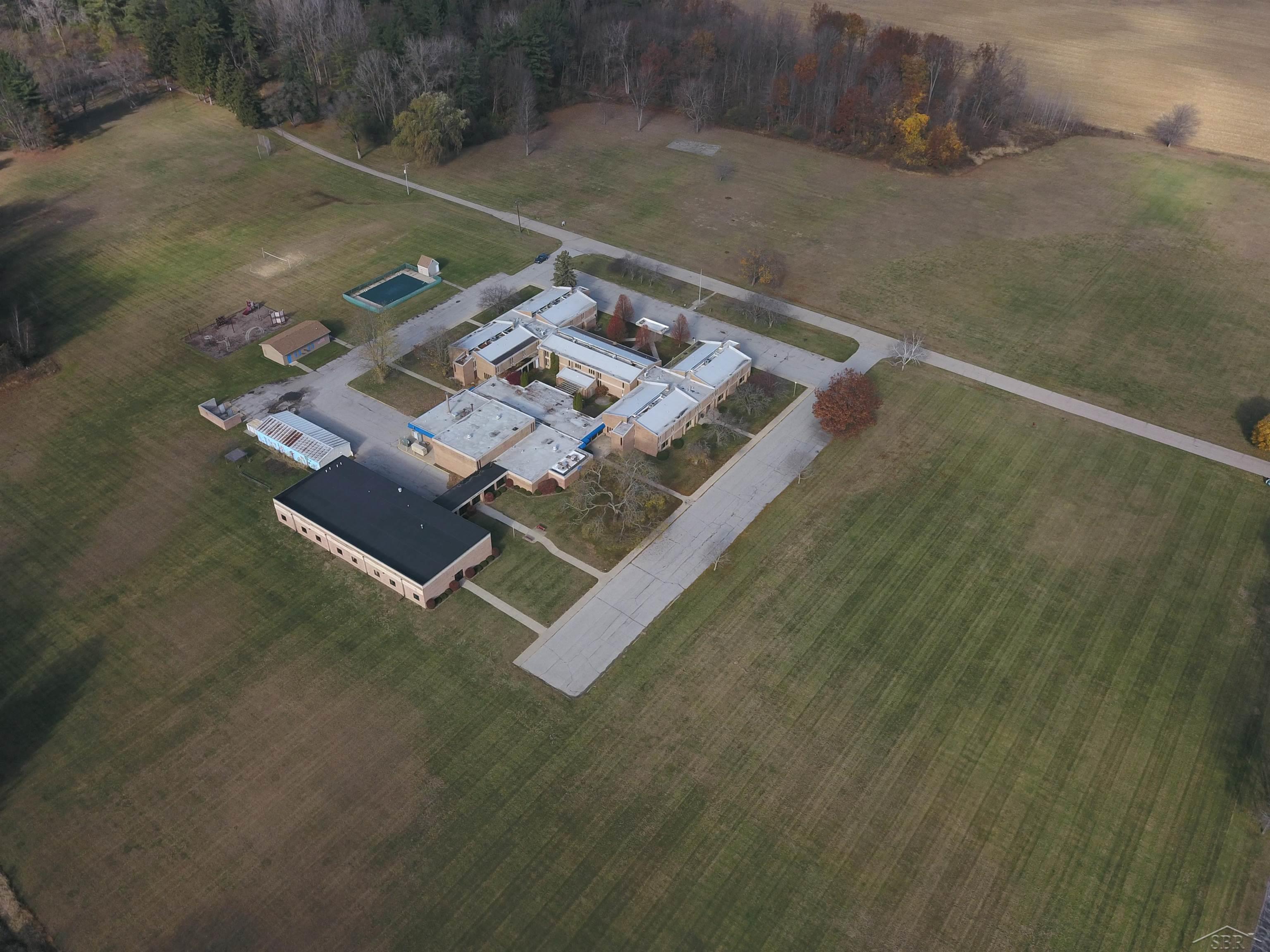 925 N River Drive Thomas Township MI 48609