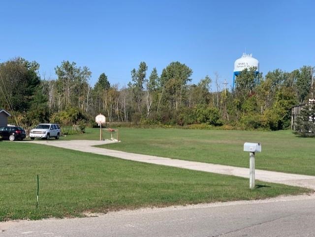 908 & 910 W Lake Tawas Township MI 48763