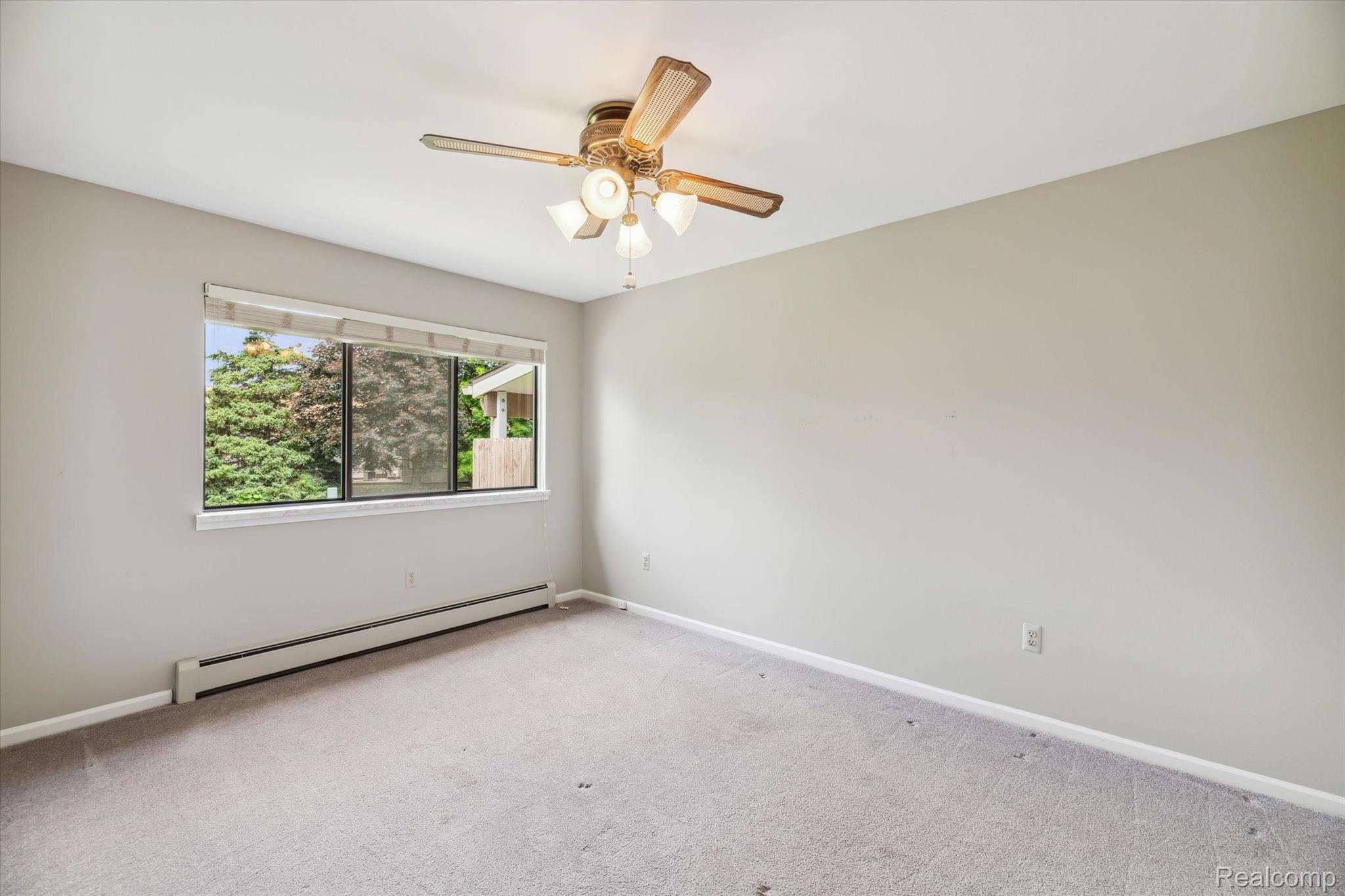 62178 Ticonderoga South Lyon City MI 48178
