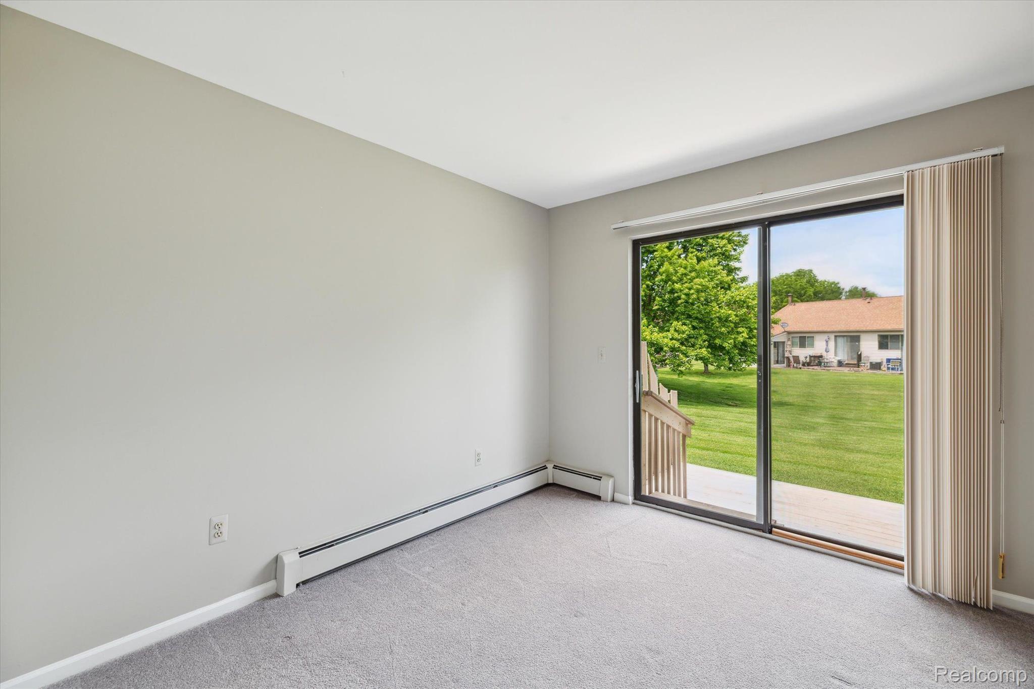 62178 Ticonderoga South Lyon City MI 48178
