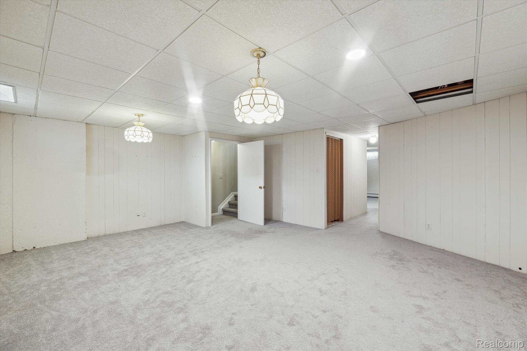 62178 Ticonderoga South Lyon City MI 48178