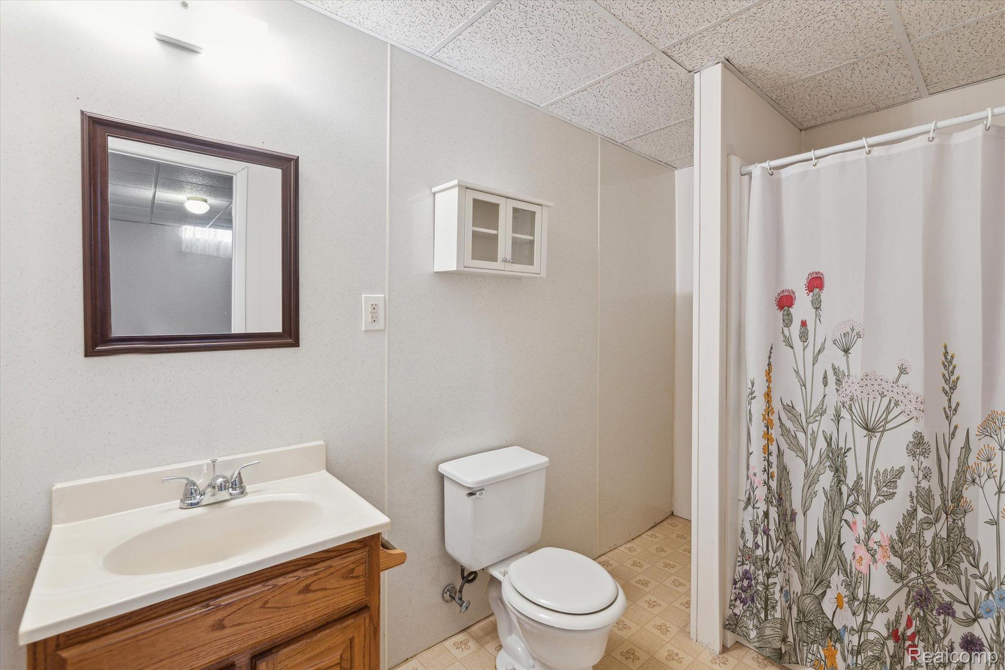 62178 Ticonderoga South Lyon City MI 48178