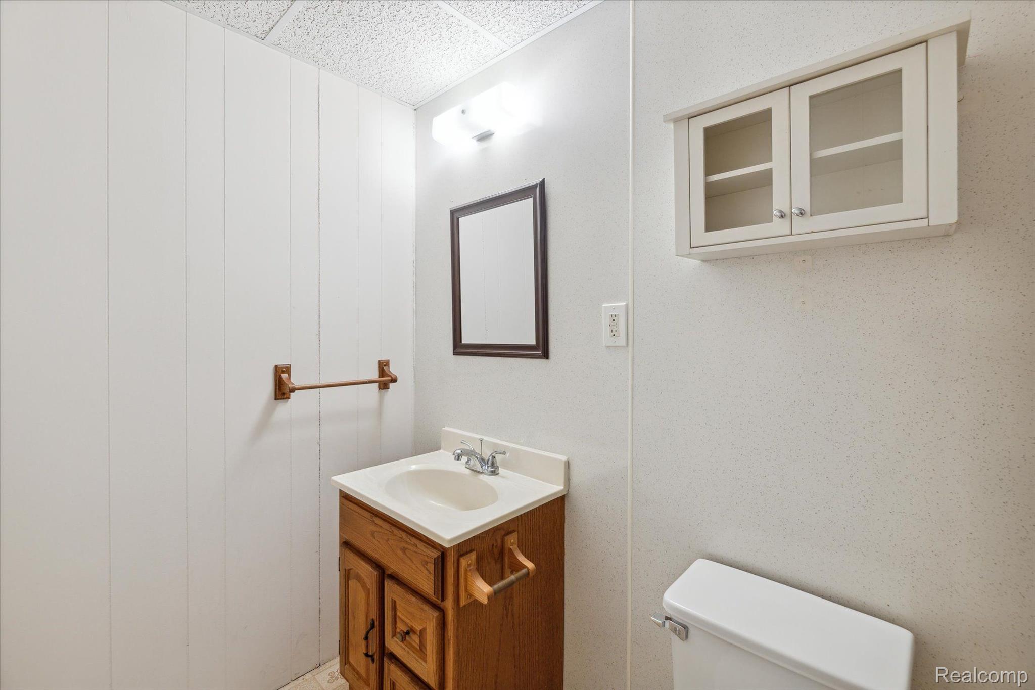 62178 Ticonderoga South Lyon City MI 48178