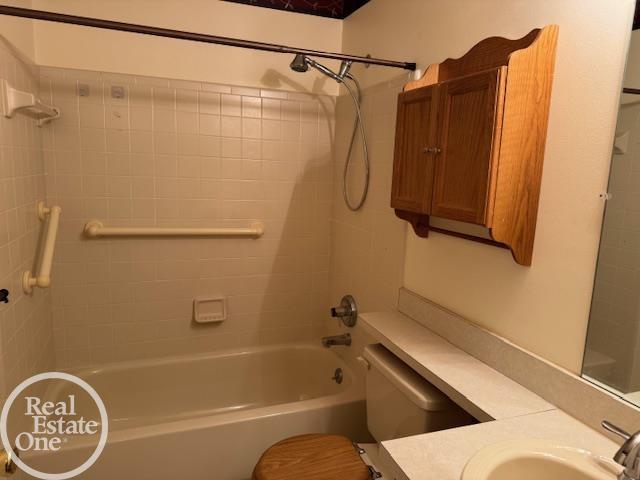 30757 Hidden Pines Lane Roseville City MI 48066