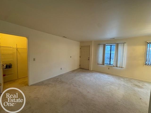 30757 Hidden Pines Lane Roseville City MI 48066