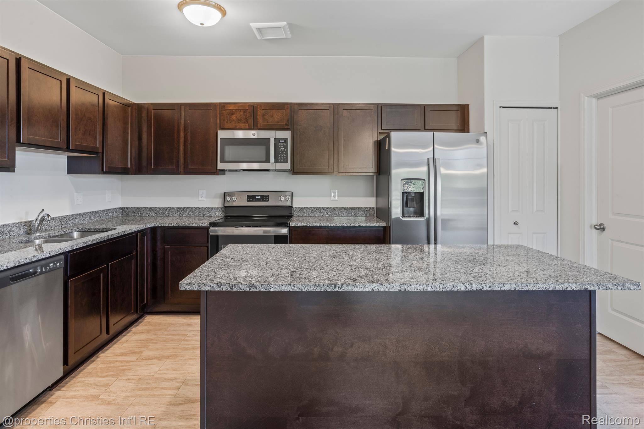 9776 Ridge Run Street Hartland Township MI 48855