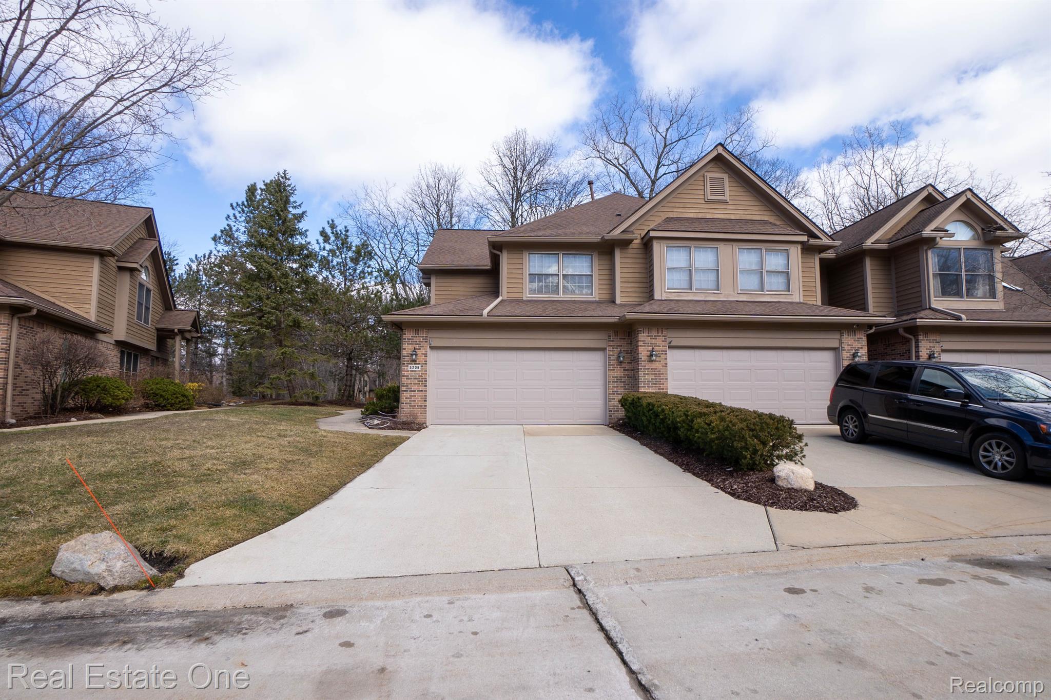 5206 Royal Vale Dearborn City MI 48126