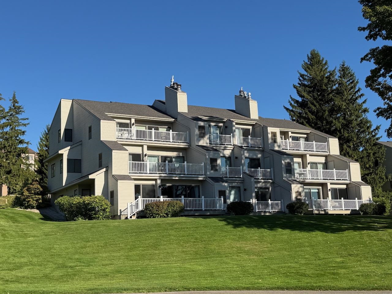 5148 Valleyway Drive Acme Township MI 49690