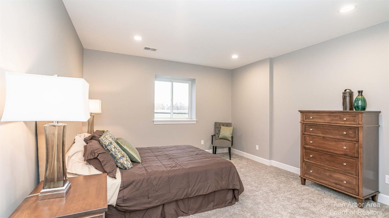 28 Black Cherry Lane Pittsfield Charter Township MI 48176