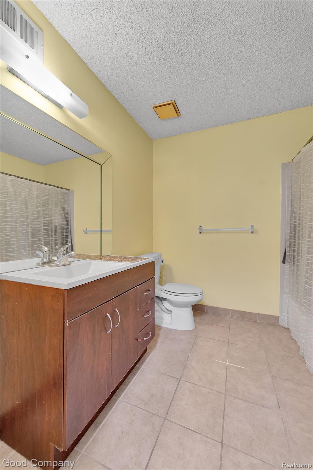 27835 Berrywood Lane Farmington City MI 48334