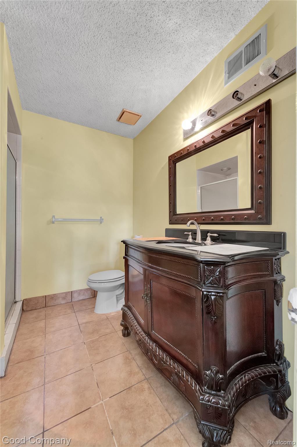 27835 Berrywood Lane Farmington City MI 48334
