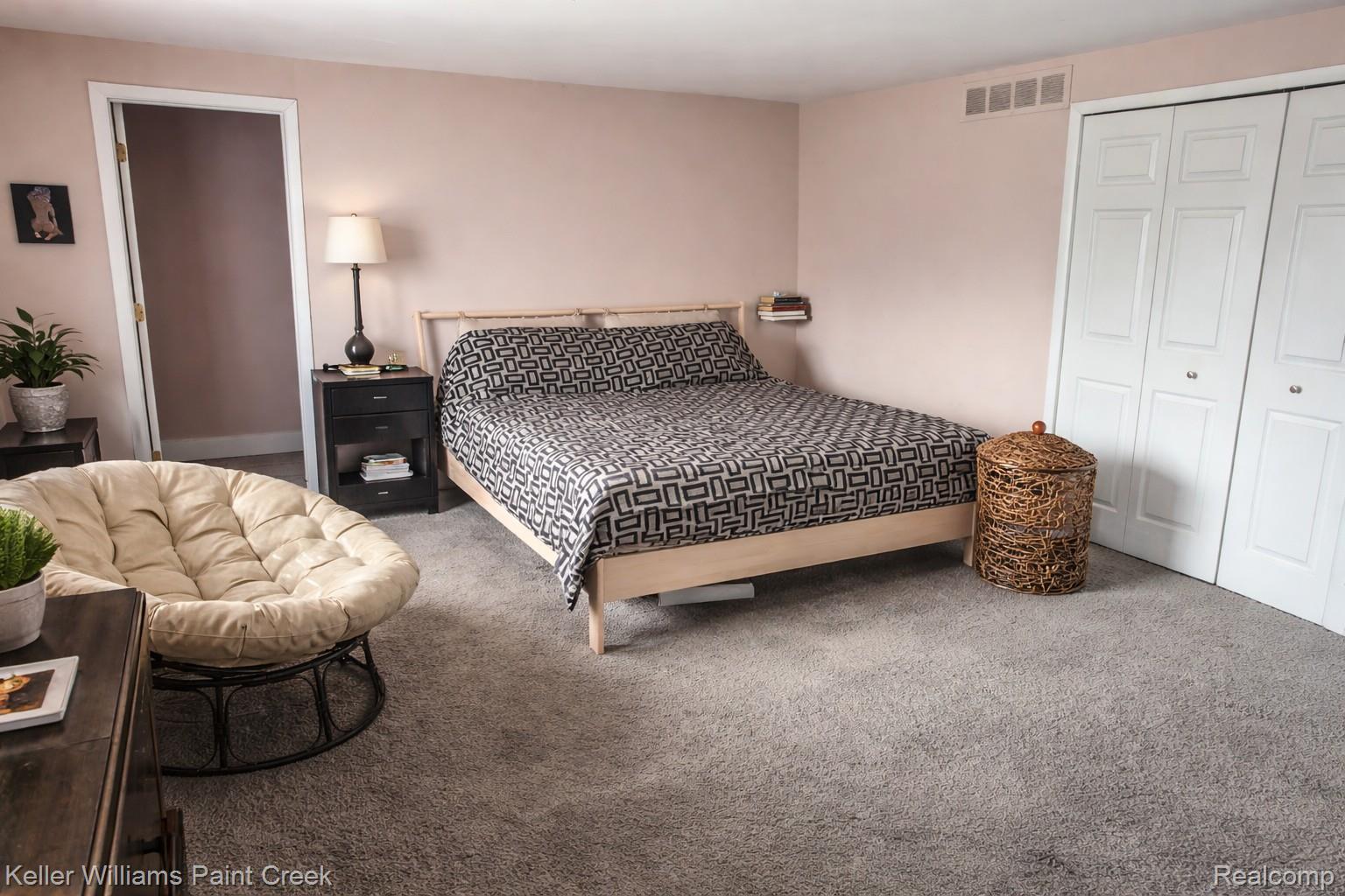 26728 Farmbrook Villa Drive Southfield City MI 48034