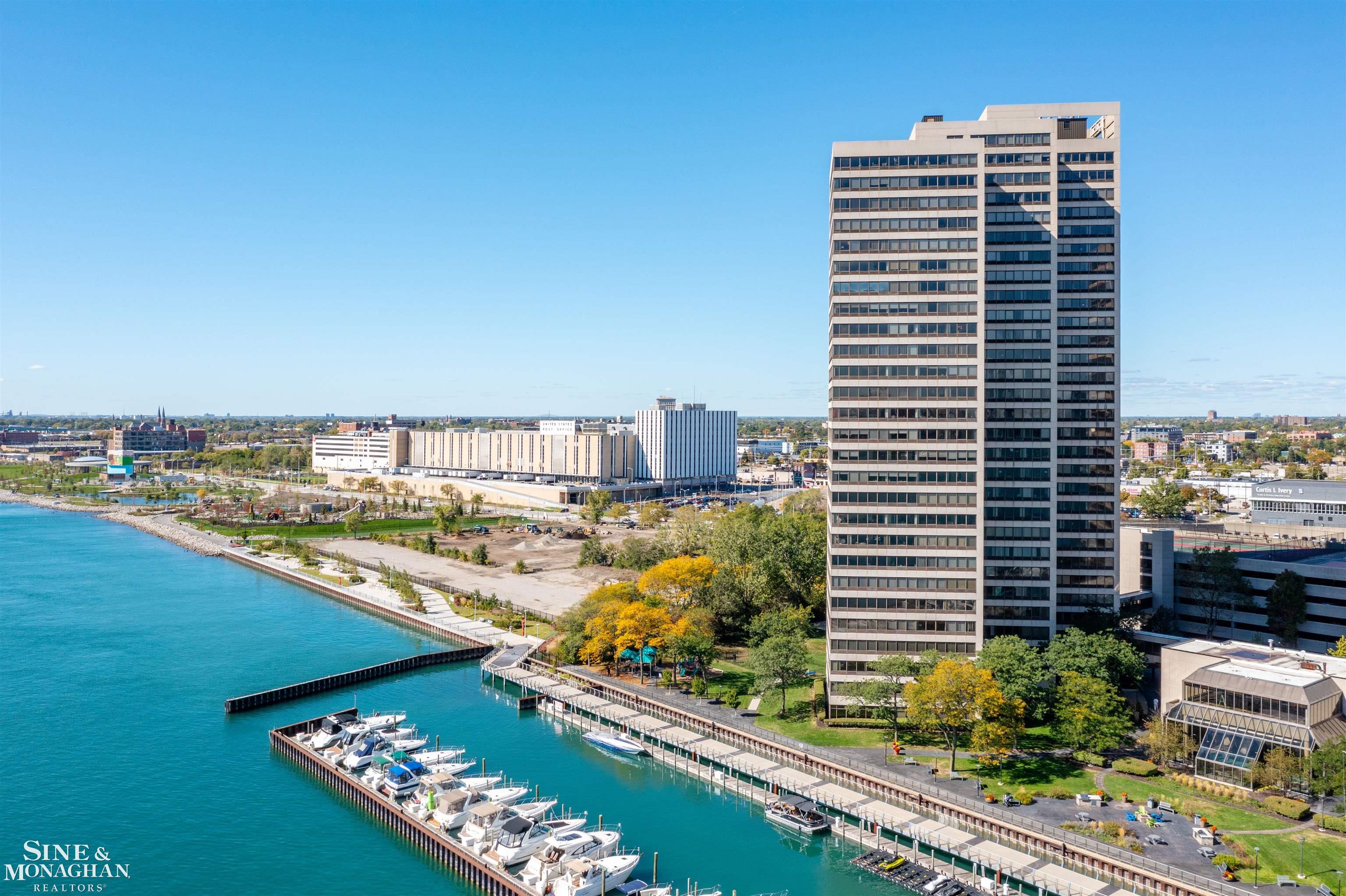 1001 W Jefferson #11e Avenue Detroit City MI 48226