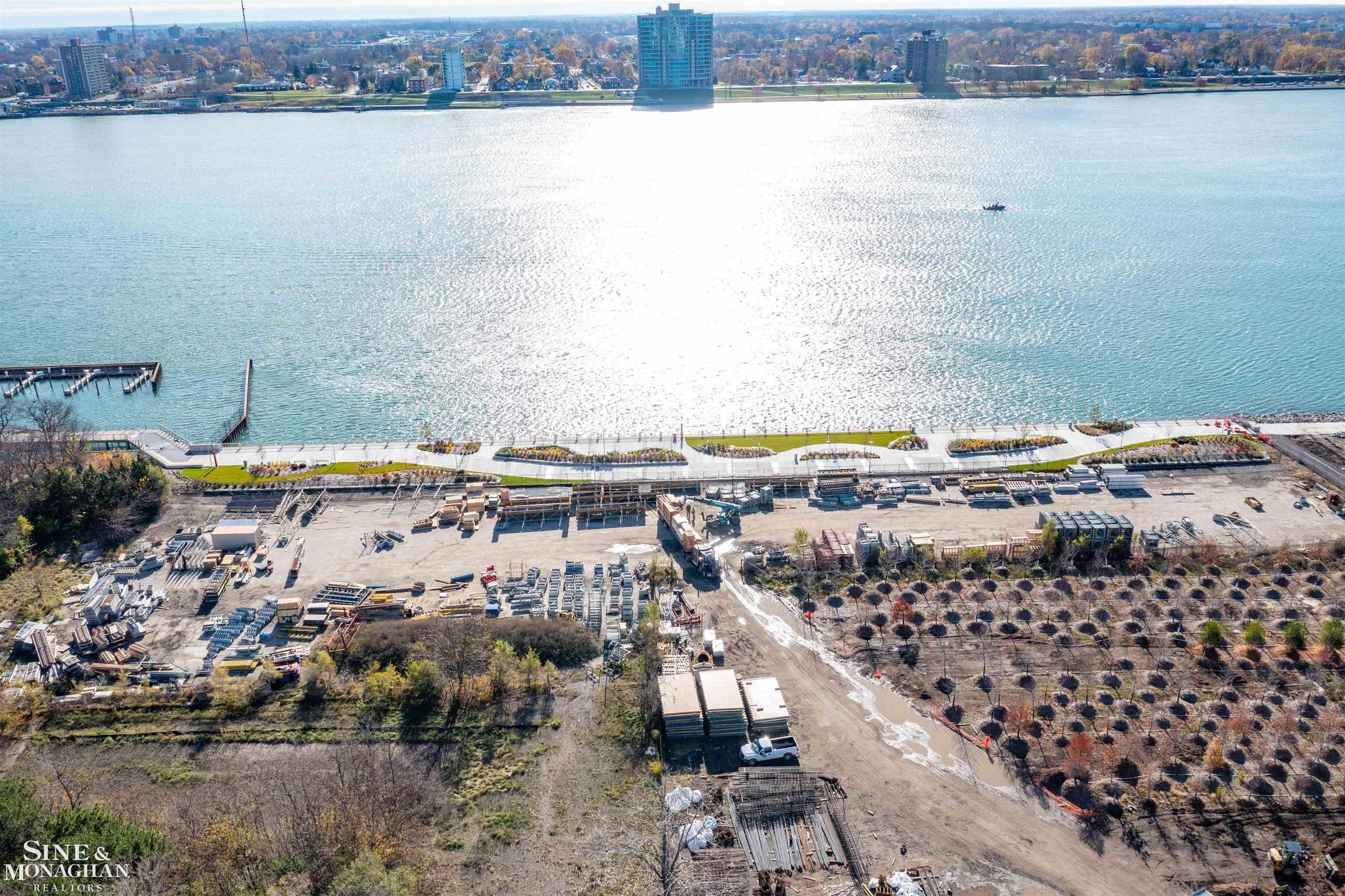 1001 W Jefferson #11e Avenue Detroit City MI 48226