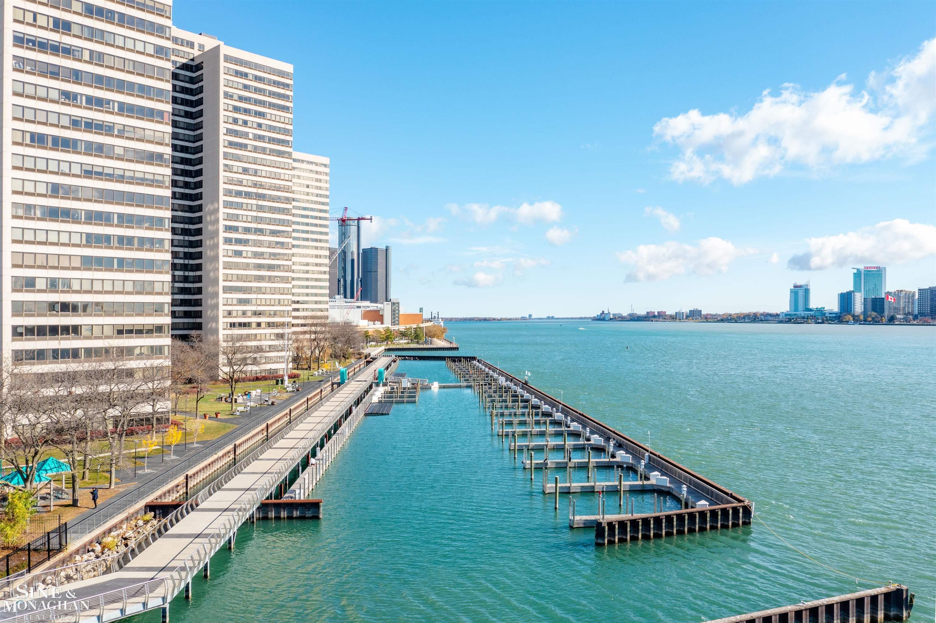 1001 W Jefferson #11e Avenue Detroit City MI 48226