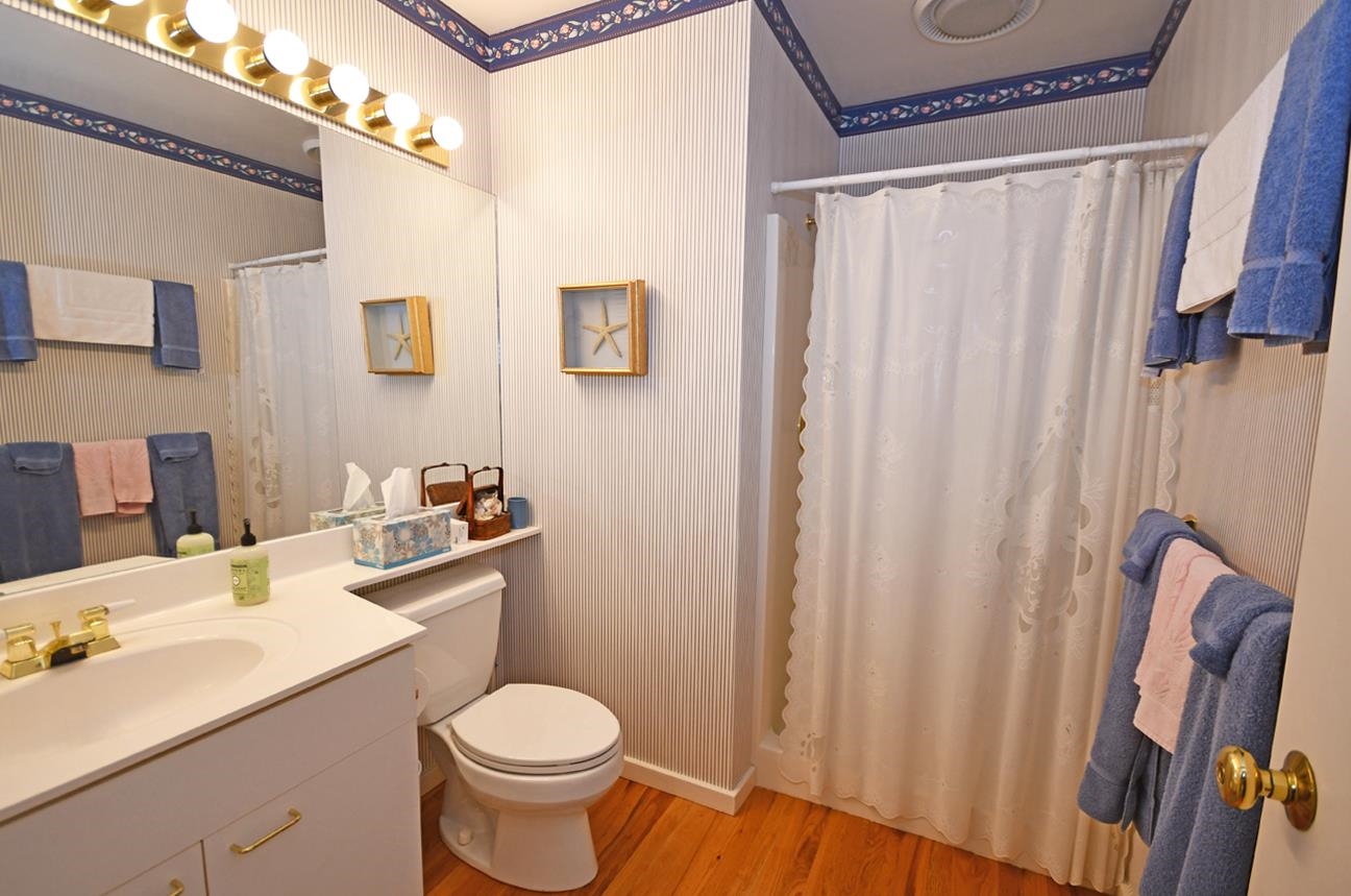 10 Vantage Pointe Glen Arbor Township MI 49630