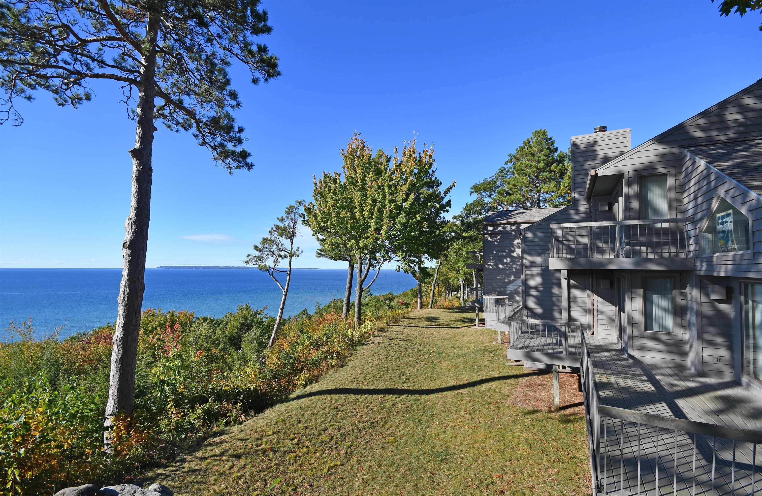 10 Vantage Pointe Glen Arbor Township MI 49630