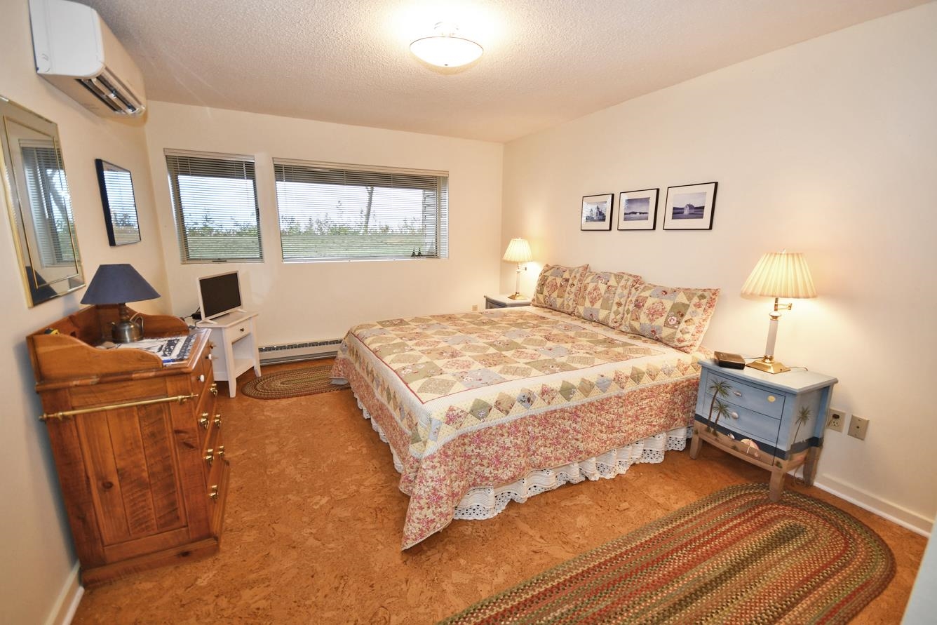 10 Vantage Pointe Glen Arbor Township MI 49630